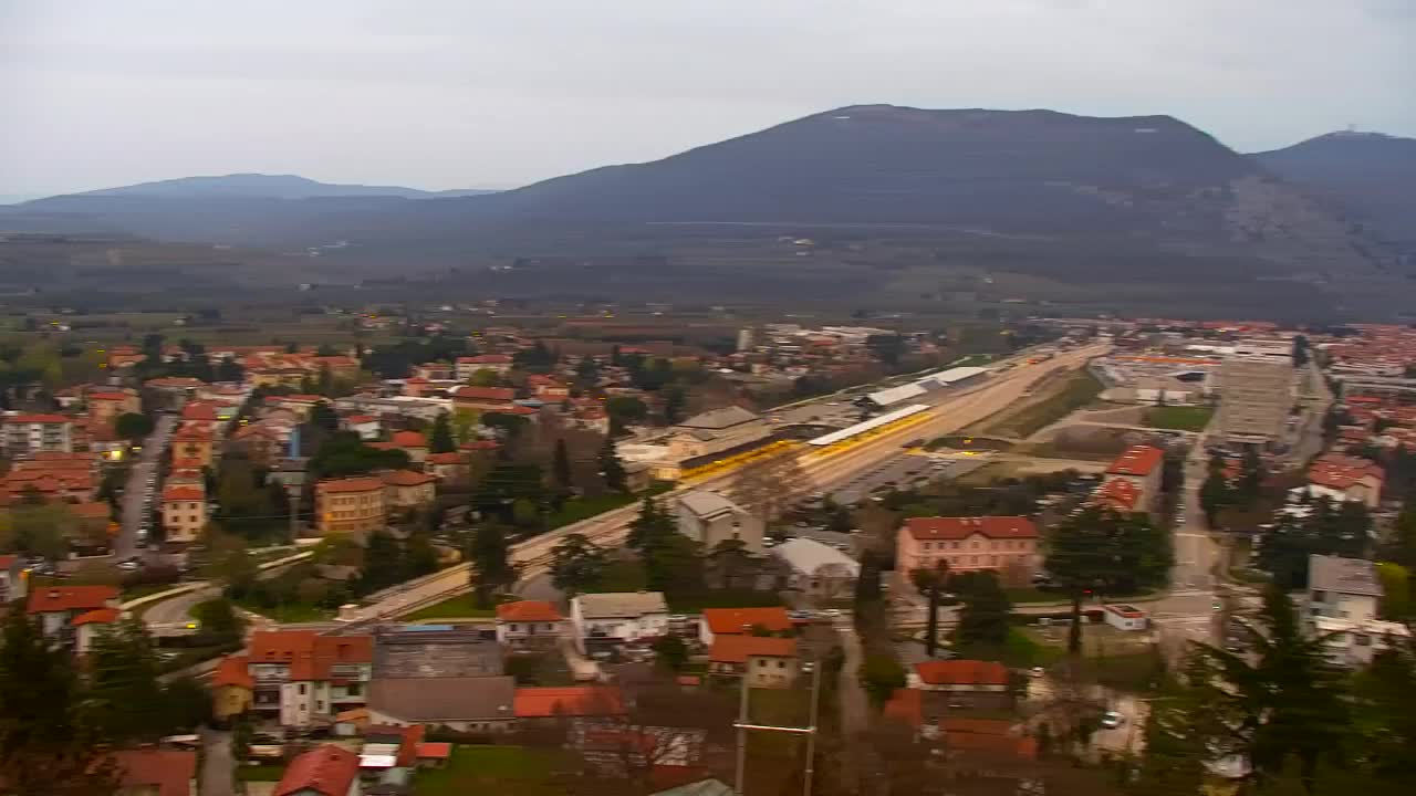 Nova Gorica in Gorica: Čudovit Razgled iz Frančiškanskega Samostana Kostanjevica