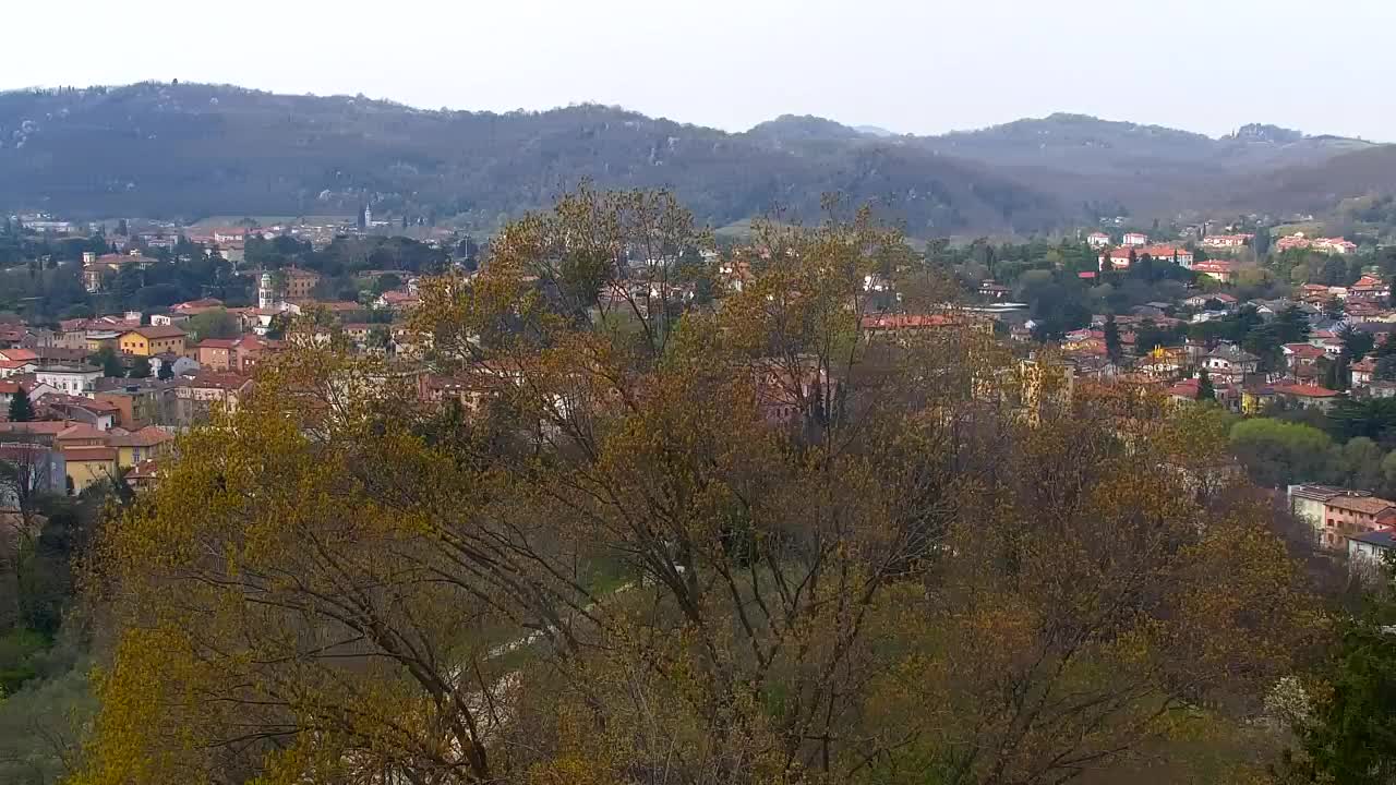 Nova Gorica e Gorizia: Panorama Mozzafiato dal Convento Francescano di Castagnevizza