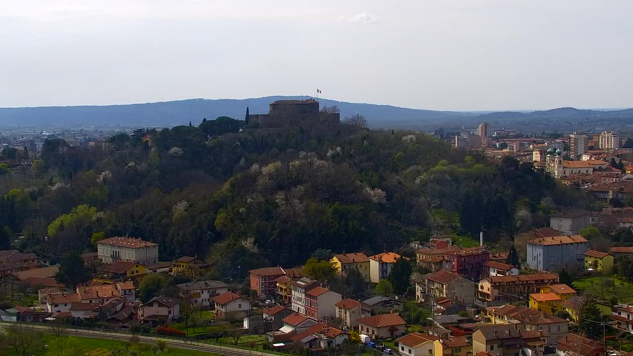 Nova Gorica und Görz: Atemberaubende Aussicht vom Franziskanerkloster Kostanjevica