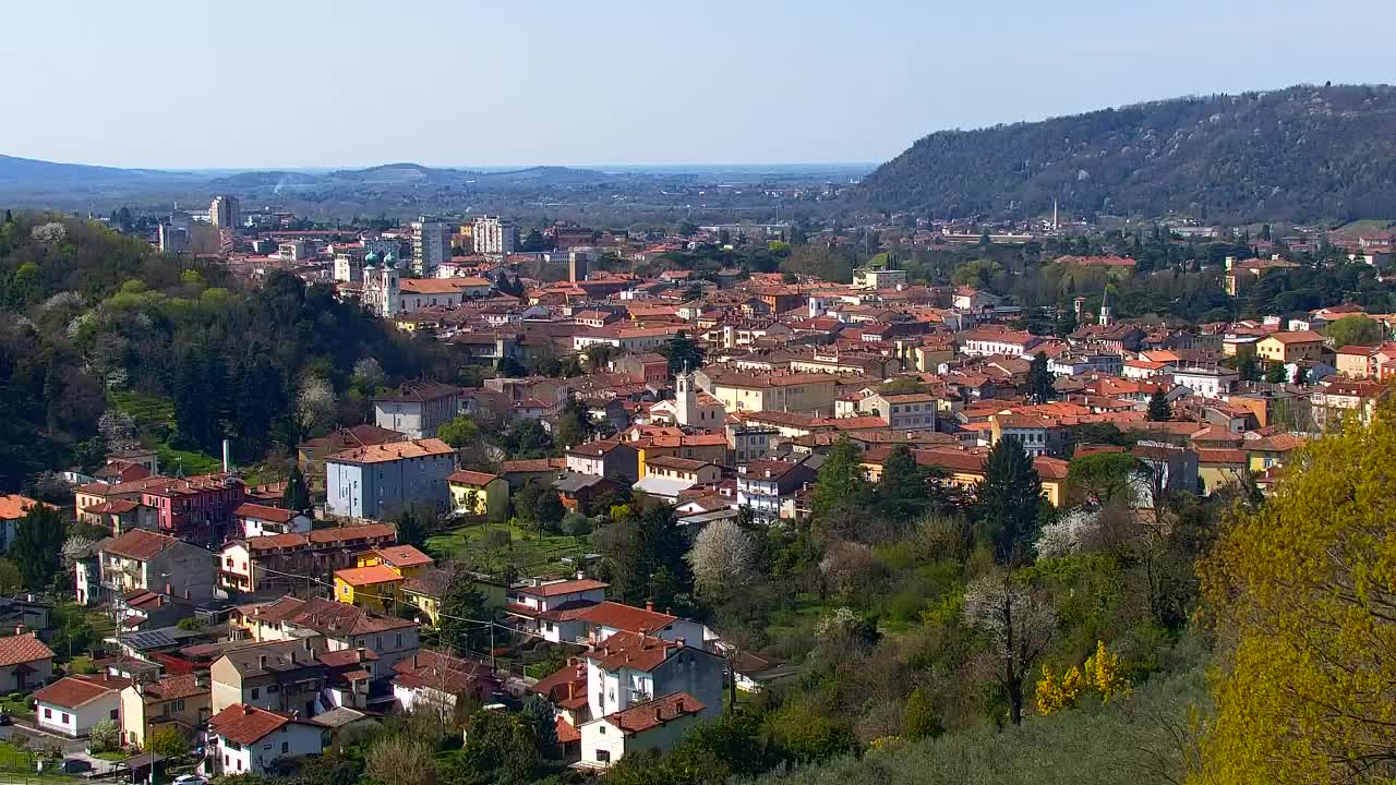 Nova Gorica y Gorizia: Impresionantes Vistas desde el Monasterio Franciscano de Kostanjevica
