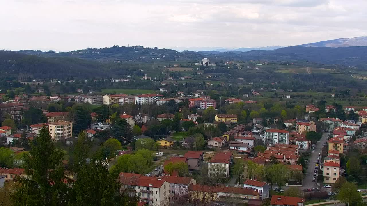 Nova Gorica und Görz: Atemberaubende Aussicht vom Franziskanerkloster Kostanjevica