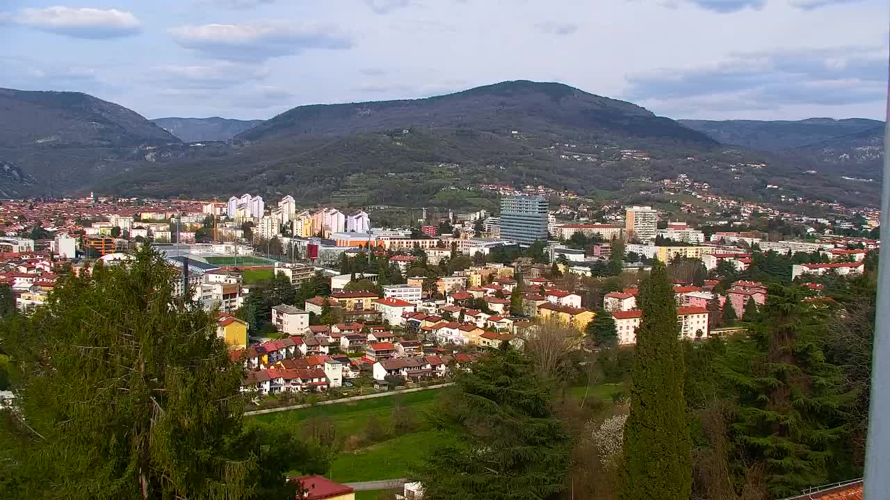 Nova Gorica e Gorizia: Panorama Mozzafiato dal Convento Francescano di Castagnevizza