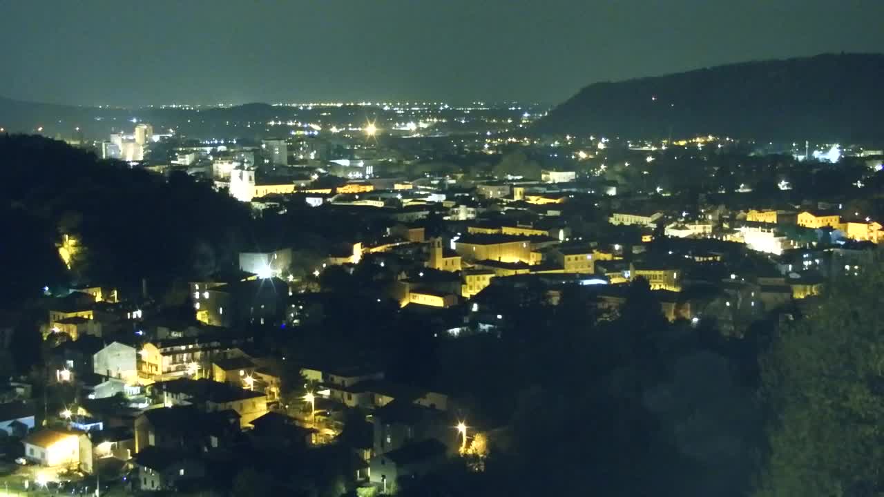 Nova Gorica e Gorizia: Panorama Mozzafiato dal Convento Francescano di Castagnevizza