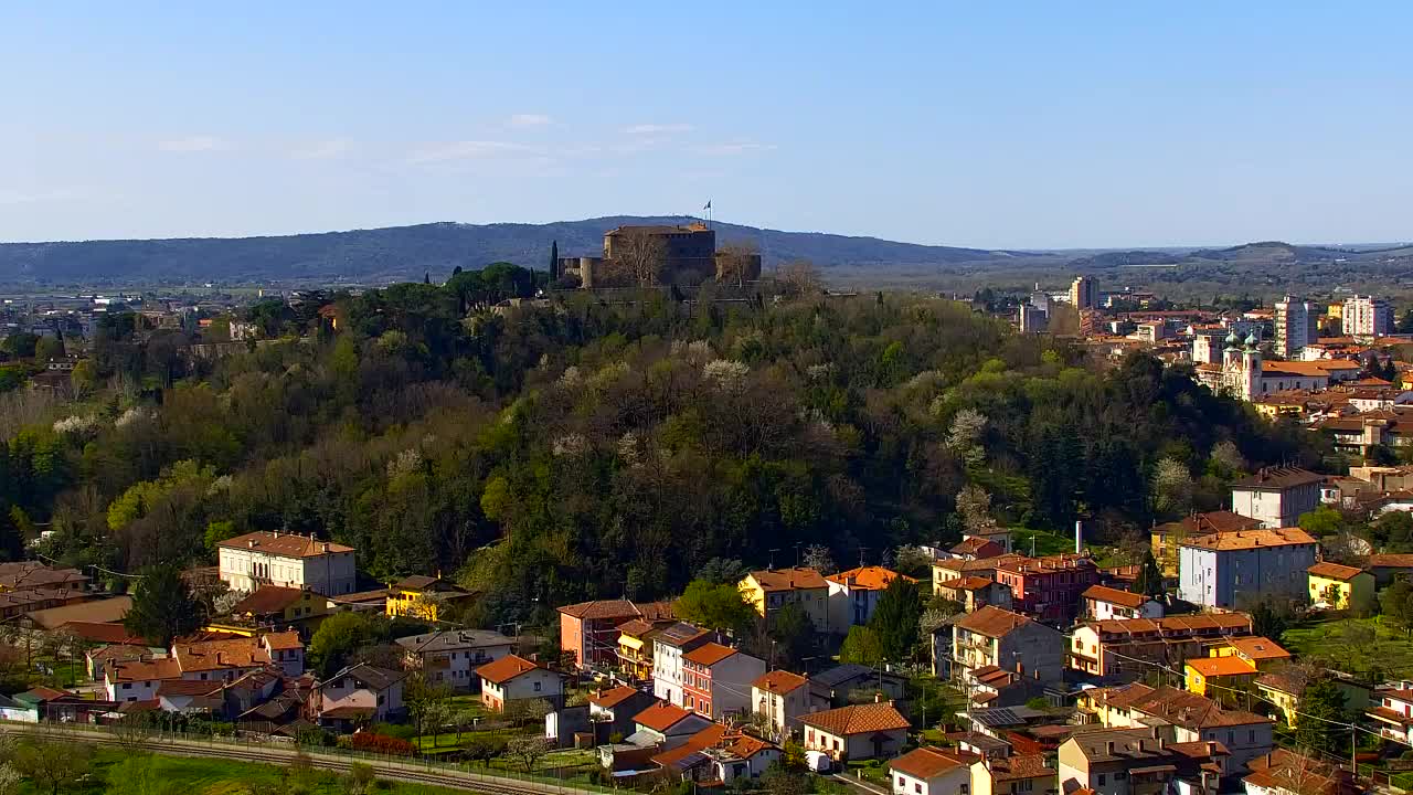 Nova Gorica i Gorica: Prekrasan Pogled iz Franjevačkog Samostana Kostanjevica