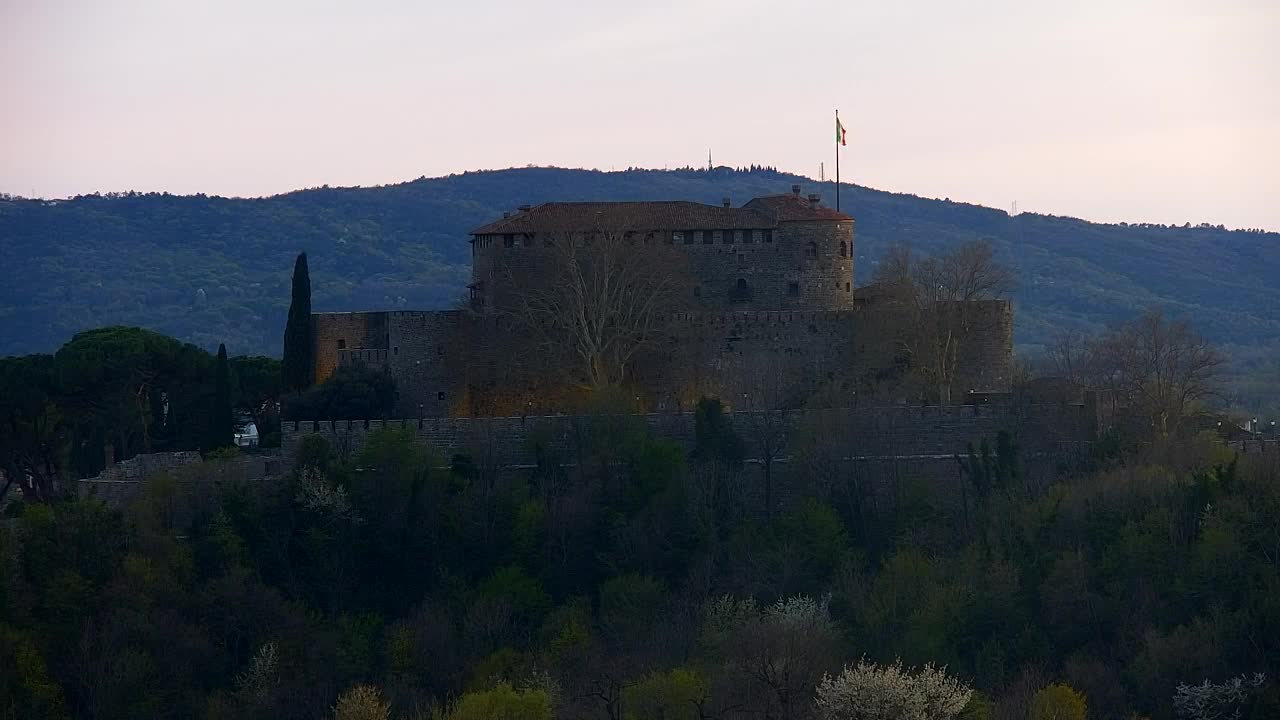 Nova Gorica et Gorizia : Vue Imprenable depuis le Monastère Franciscain de Kostanjevica