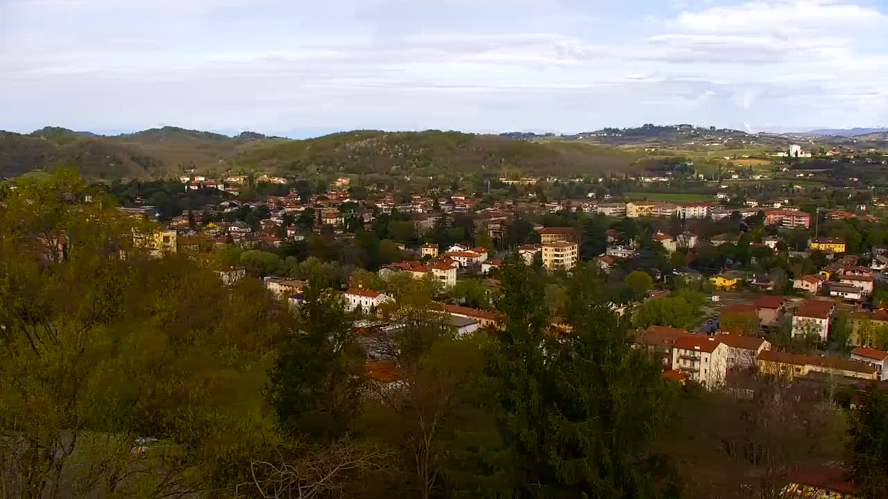 Nova Gorica e Gorizia: Panorama Mozzafiato dal Convento Francescano di Castagnevizza