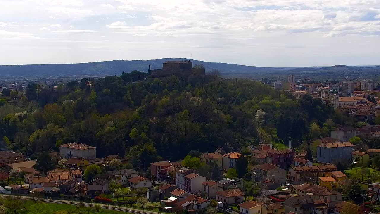 Nova Gorica y Gorizia: Impresionantes Vistas desde el Monasterio Franciscano de Kostanjevica