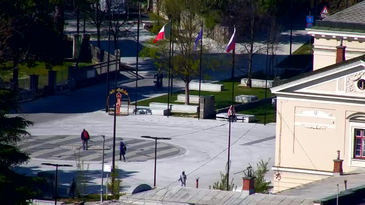 Nova Gorica y Gorizia: Impresionantes Vistas desde el Monasterio Franciscano de Kostanjevica