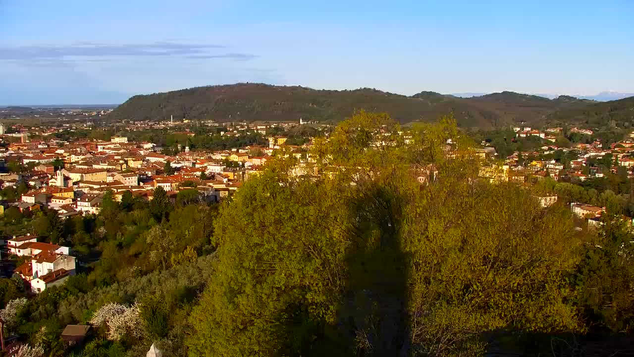 Nova Gorica und Görz: Atemberaubende Aussicht vom Franziskanerkloster Kostanjevica