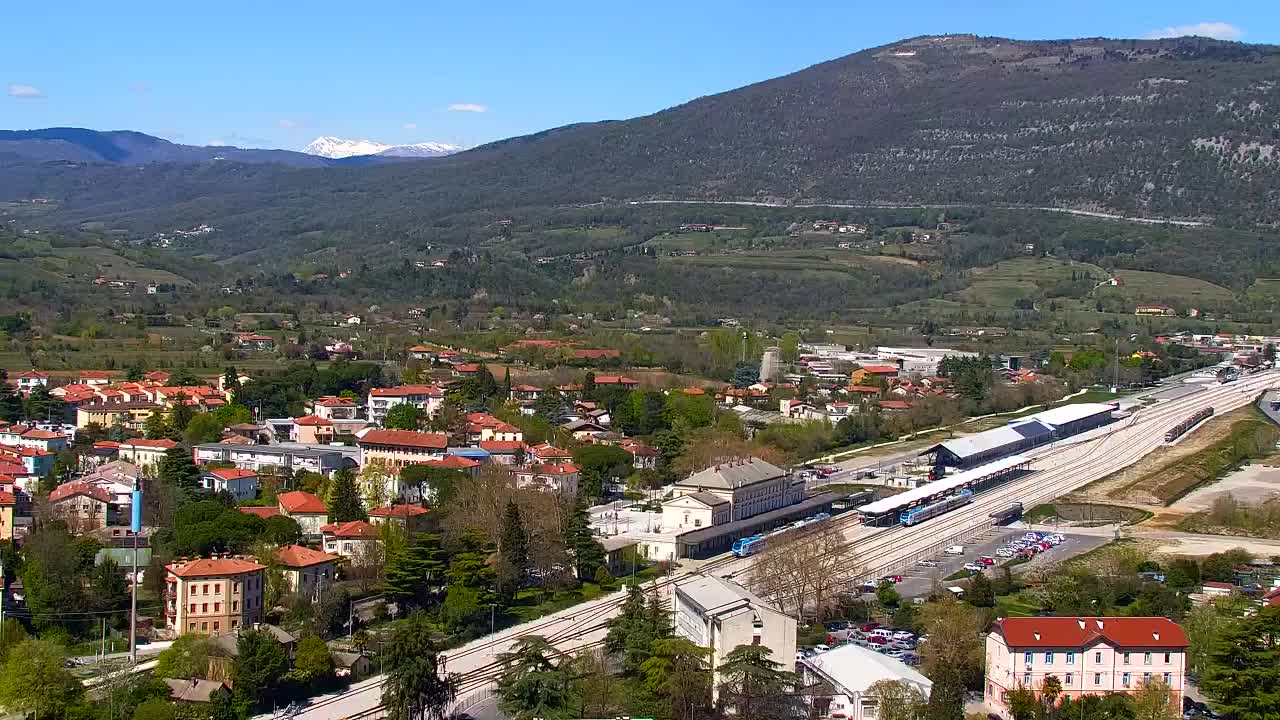 Nova Gorica e Gorizia: Panorama Mozzafiato dal Convento Francescano di Castagnevizza