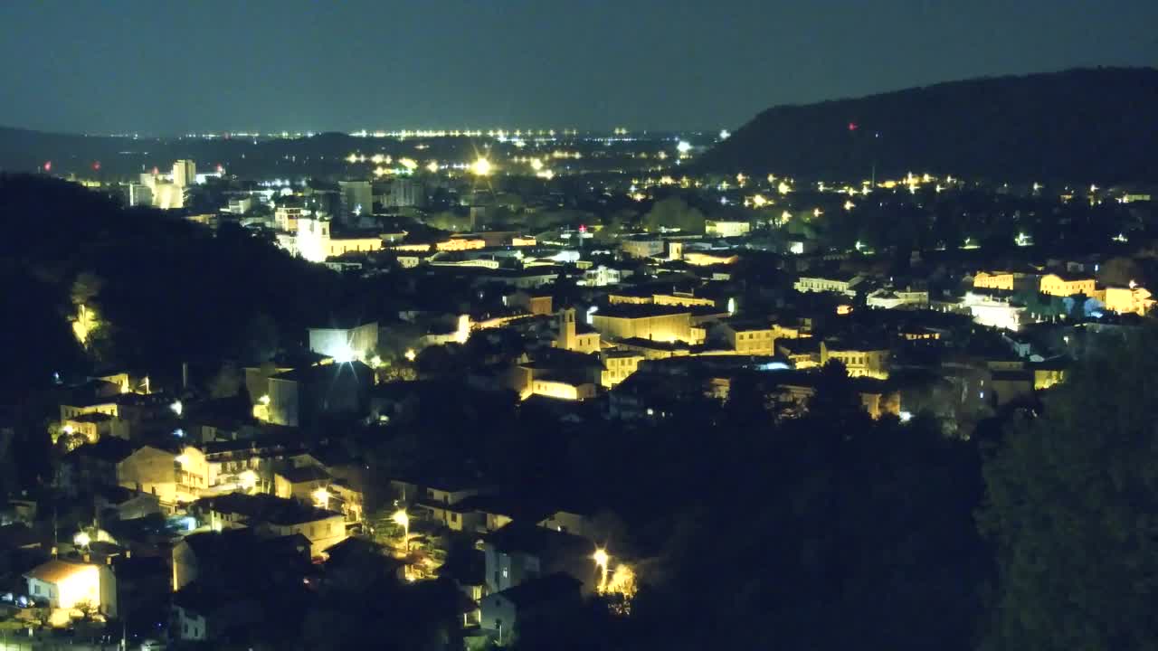Nova Gorica e Gorizia: Panorama Mozzafiato dal Convento Francescano di Castagnevizza