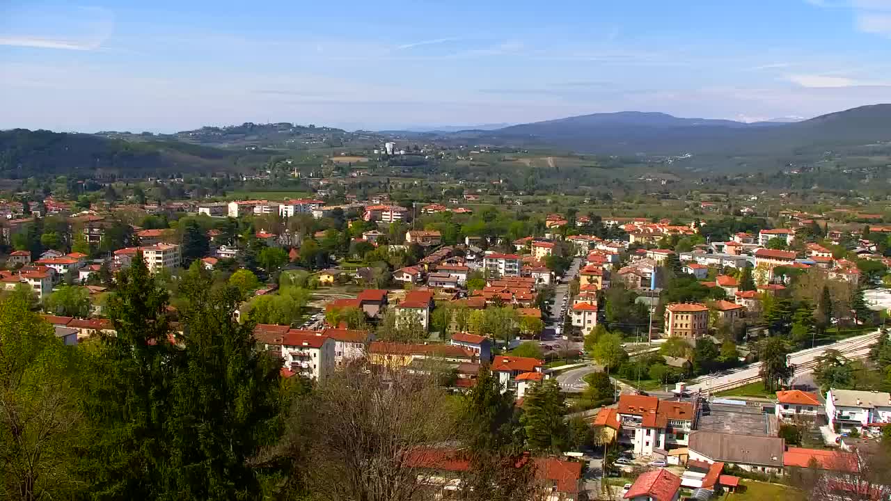 Nova Gorica y Gorizia: Impresionantes Vistas desde el Monasterio Franciscano de Kostanjevica