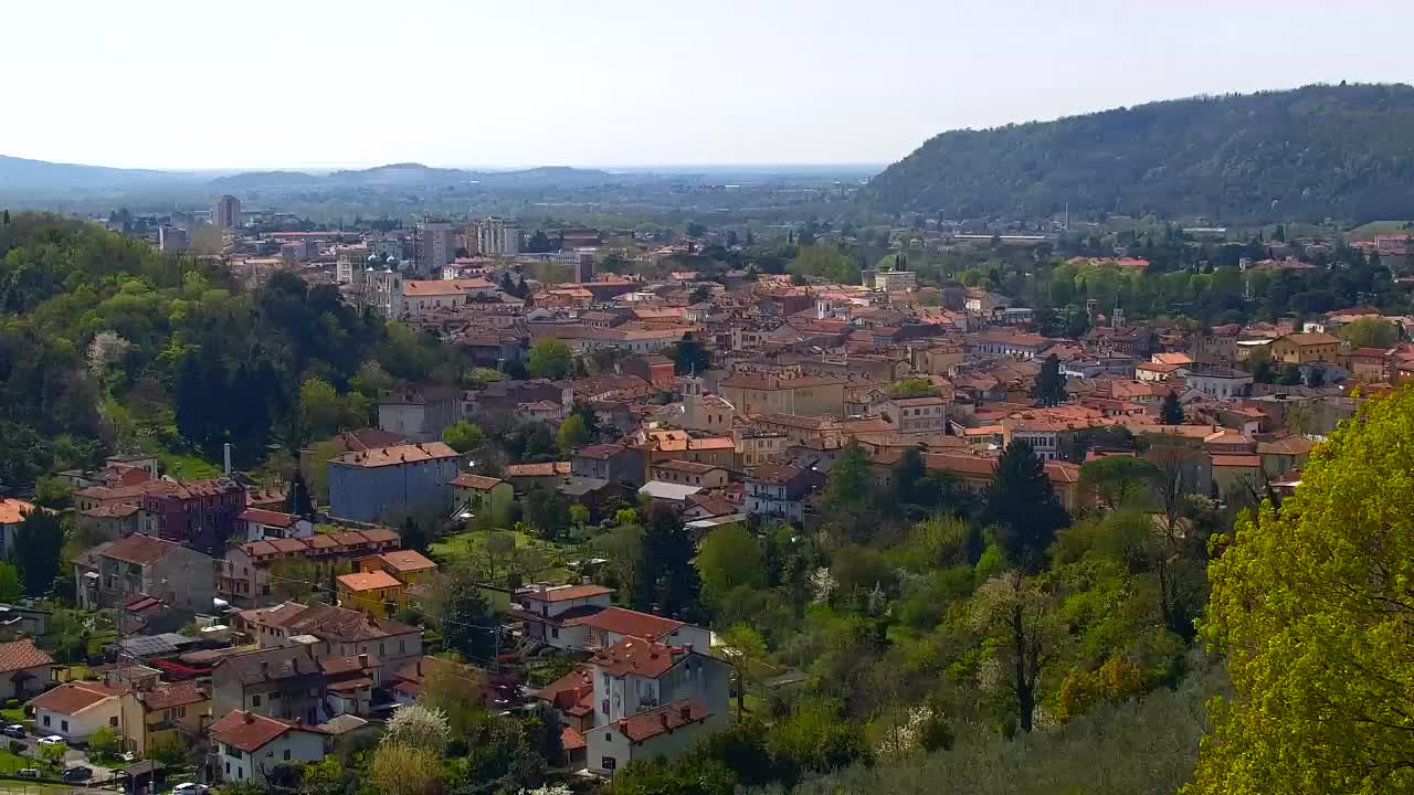 Nova Gorica e Gorizia: Panorama Mozzafiato dal Convento Francescano di Castagnevizza