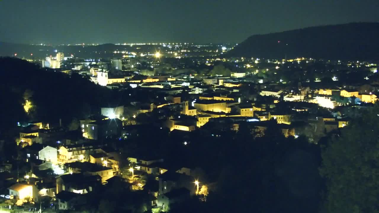 Nova Gorica e Gorizia: Panorama Mozzafiato dal Convento Francescano di Castagnevizza