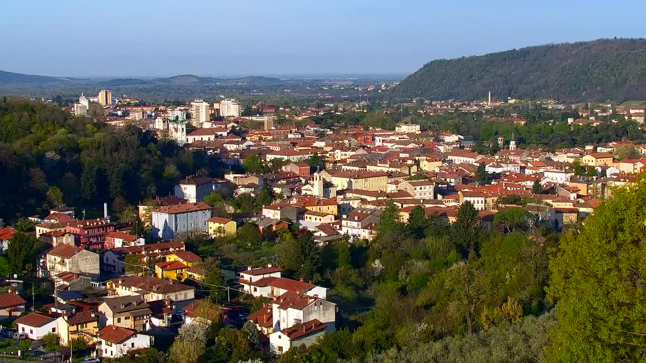 Nova Gorica y Gorizia: Impresionantes Vistas desde el Monasterio Franciscano de Kostanjevica