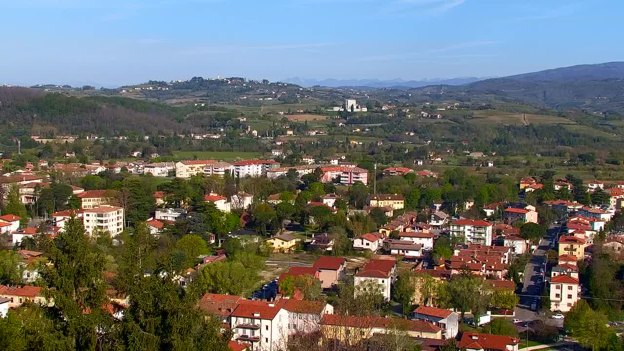 Nova Gorica e Gorizia: Panorama Mozzafiato dal Convento Francescano di Castagnevizza