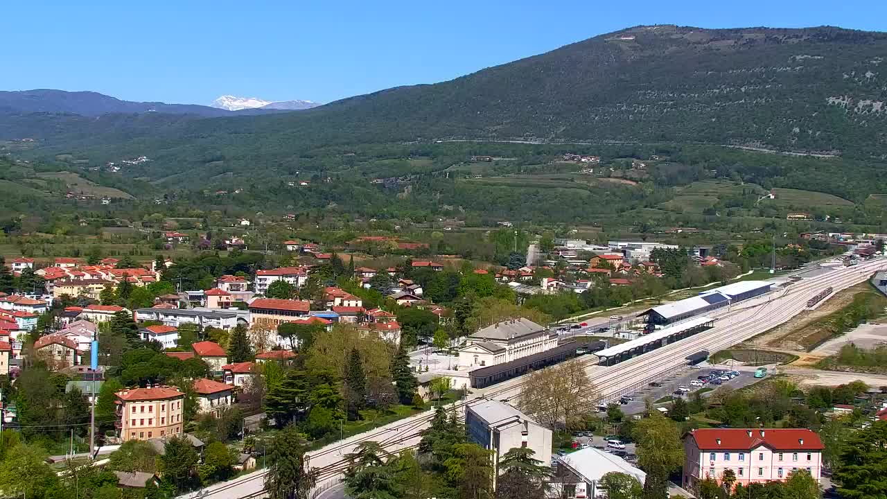 Nova Gorica e Gorizia: Panorama Mozzafiato dal Convento Francescano di Castagnevizza