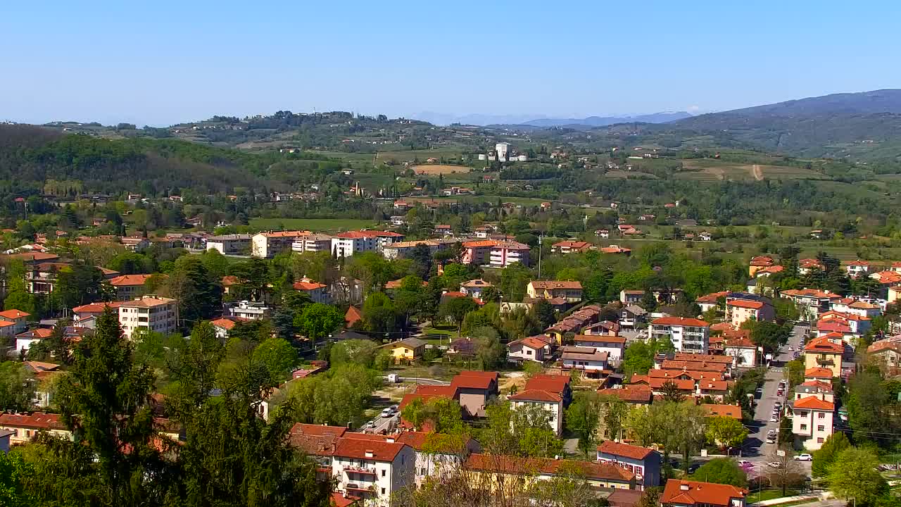 Nova Gorica e Gorizia: Panorama Mozzafiato dal Convento Francescano di Castagnevizza