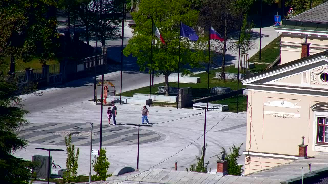 Nova Gorica y Gorizia: Impresionantes Vistas desde el Monasterio Franciscano de Kostanjevica