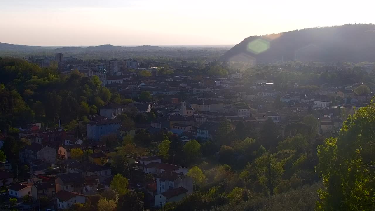 Nova Gorica e Gorizia: Panorama Mozzafiato dal Convento Francescano di Castagnevizza