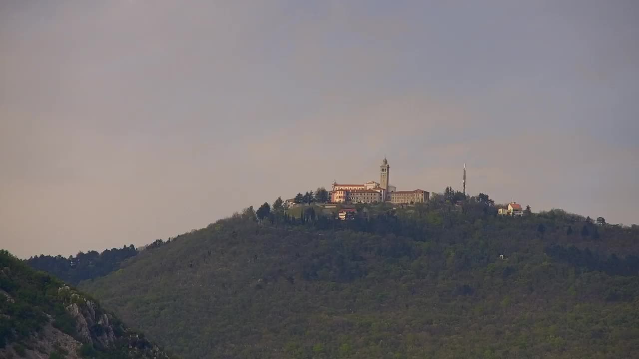 Nova Gorica in Gorica: Čudovit Razgled iz Frančiškanskega Samostana Kostanjevica