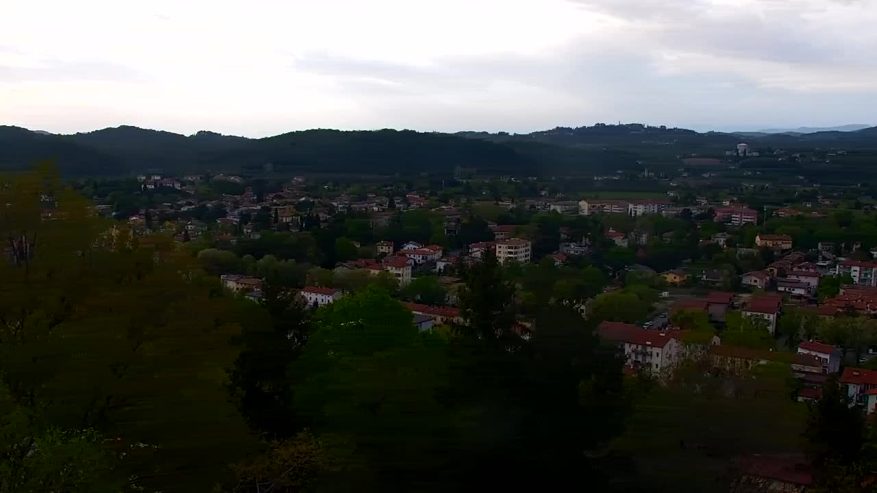 Nova Gorica y Gorizia: Impresionantes Vistas desde el Monasterio Franciscano de Kostanjevica