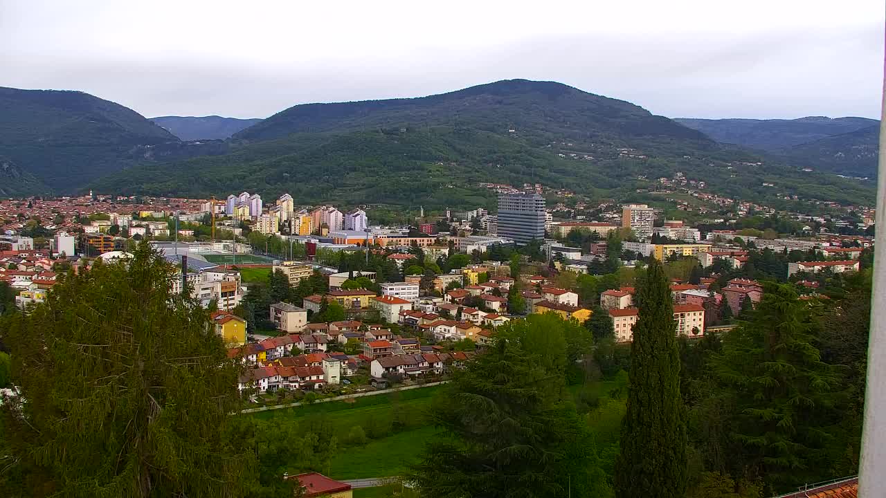 Nova Gorica e Gorizia: Panorama Mozzafiato dal Convento Francescano di Castagnevizza