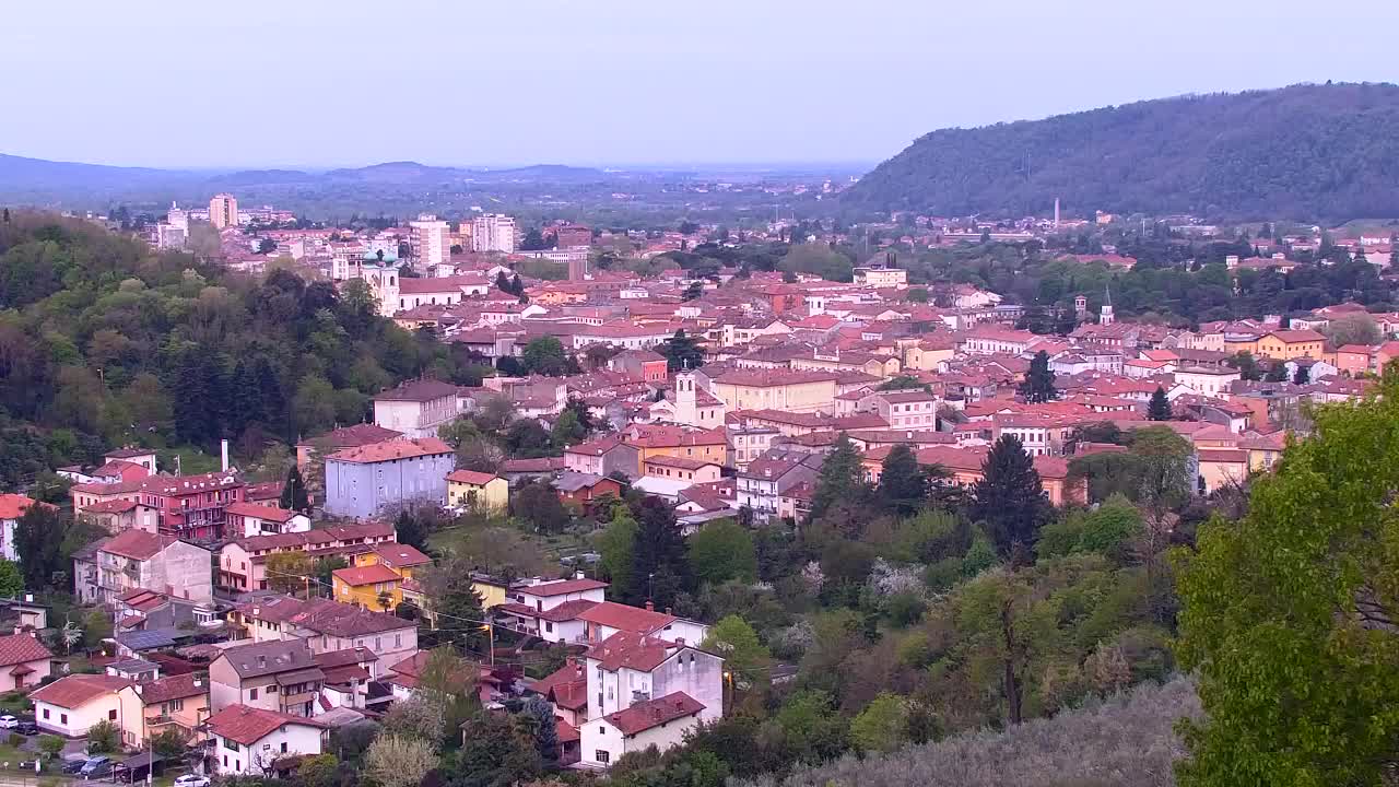Nova Gorica et Gorizia : Vue Imprenable depuis le Monastère Franciscain de Kostanjevica