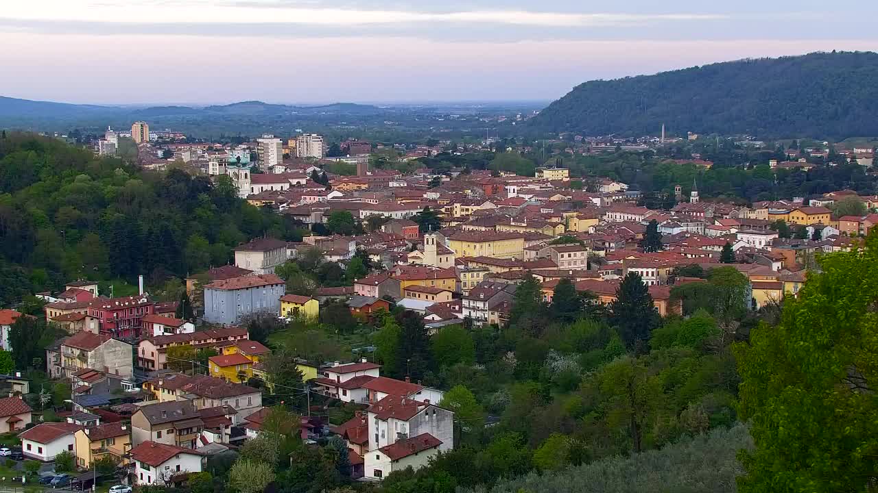 Nova Gorica y Gorizia: Impresionantes Vistas desde el Monasterio Franciscano de Kostanjevica