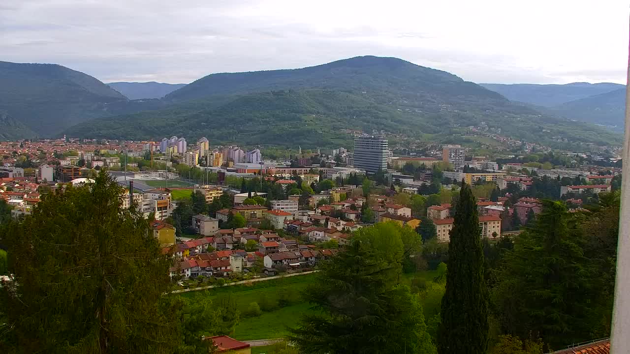 Nova Gorica y Gorizia: Impresionantes Vistas desde el Monasterio Franciscano de Kostanjevica