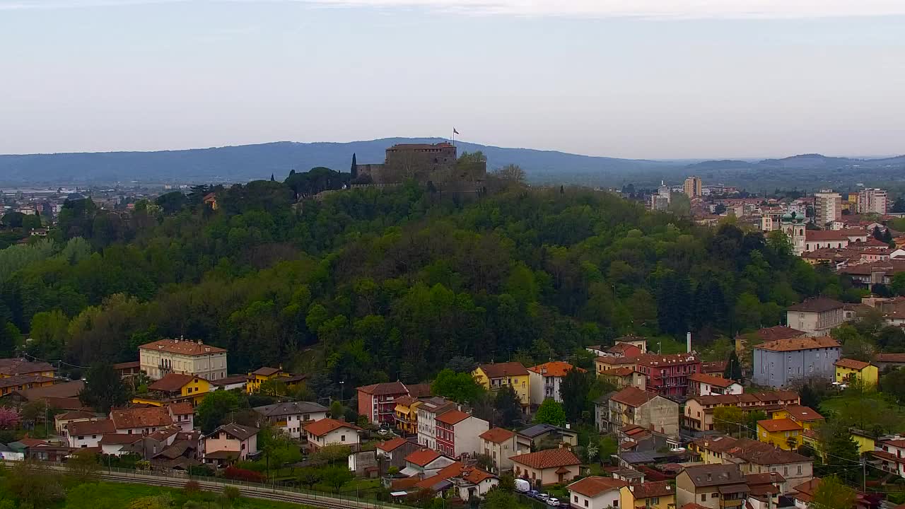 Nova Gorica e Gorizia: Panorama Mozzafiato dal Convento Francescano di Castagnevizza