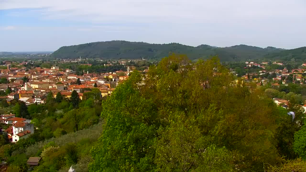 Nova Gorica i Gorica: Prekrasan Pogled iz Franjevačkog Samostana Kostanjevica