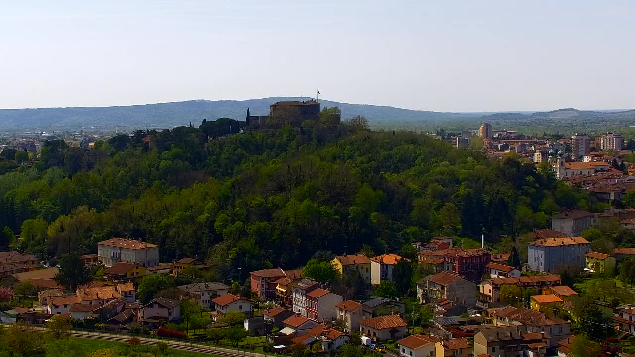 Nova Gorica e Gorizia: Panorama Mozzafiato dal Convento Francescano di Castagnevizza