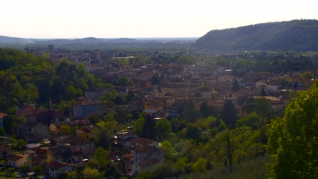 Nova Gorica i Gorica: Prekrasan Pogled iz Franjevačkog Samostana Kostanjevica