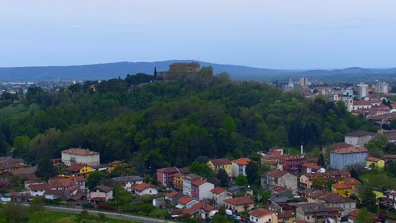 Nova Gorica y Gorizia: Impresionantes Vistas desde el Monasterio Franciscano de Kostanjevica