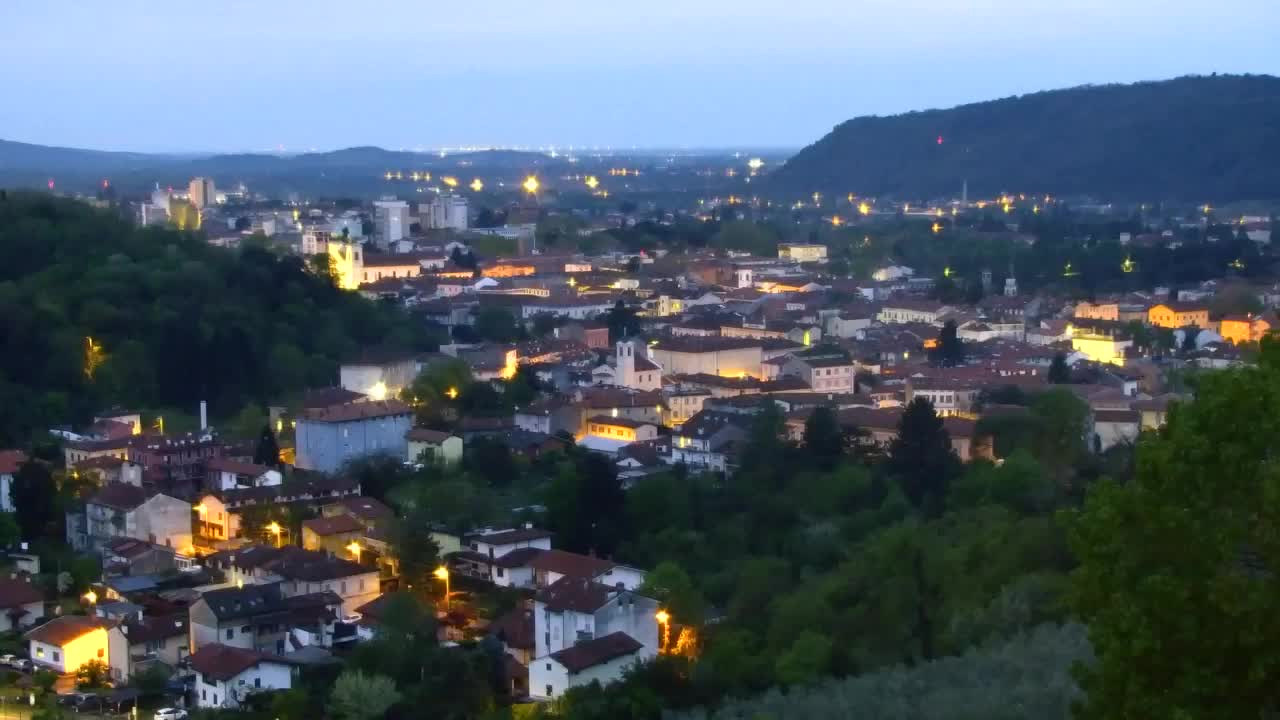 Nova Gorica in Gorica: Čudovit Razgled iz Frančiškanskega Samostana Kostanjevica