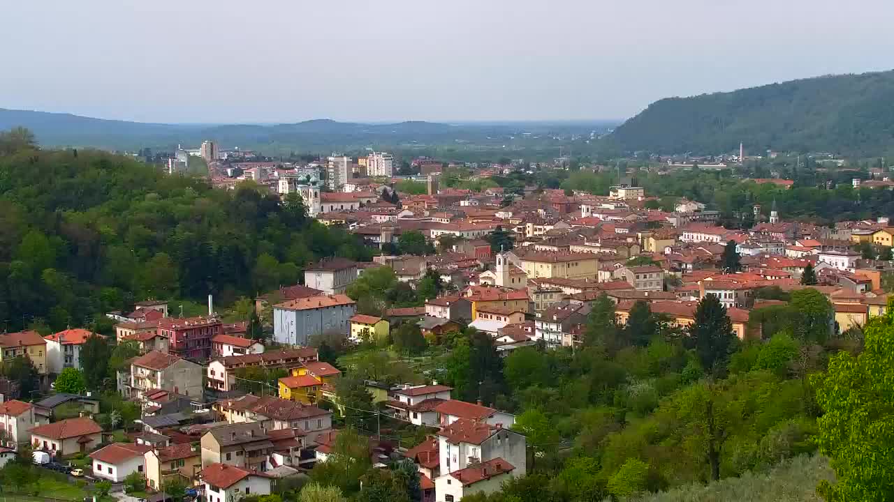 Nova Gorica y Gorizia: Impresionantes Vistas desde el Monasterio Franciscano de Kostanjevica