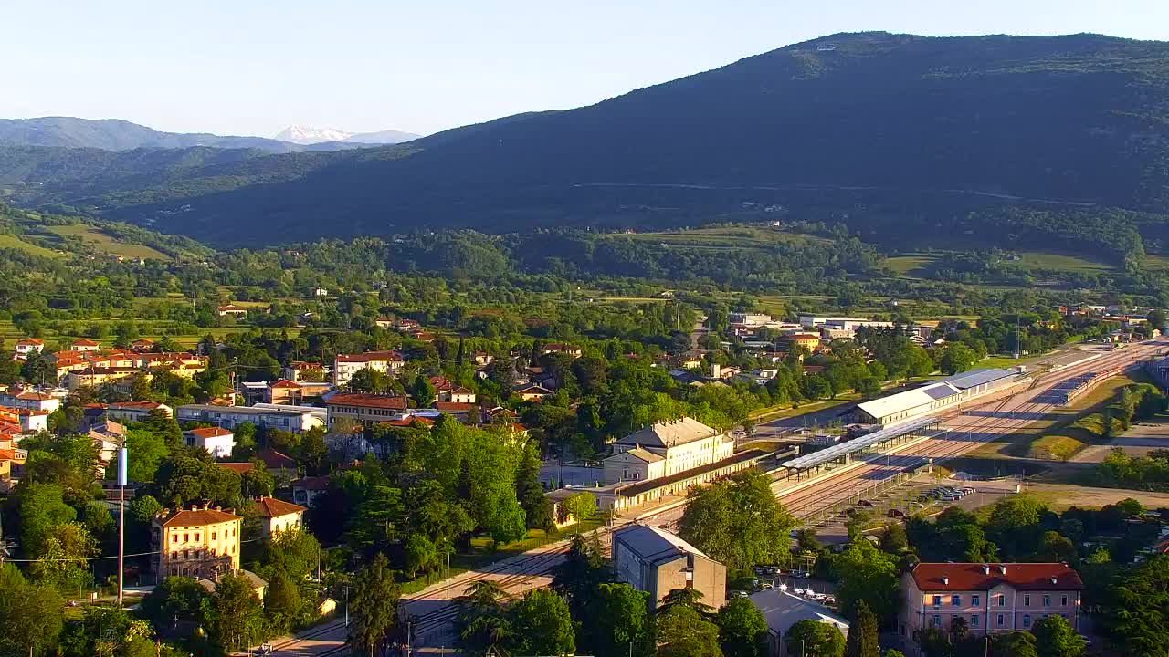 Nova Gorica y Gorizia: Impresionantes Vistas desde el Monasterio Franciscano de Kostanjevica