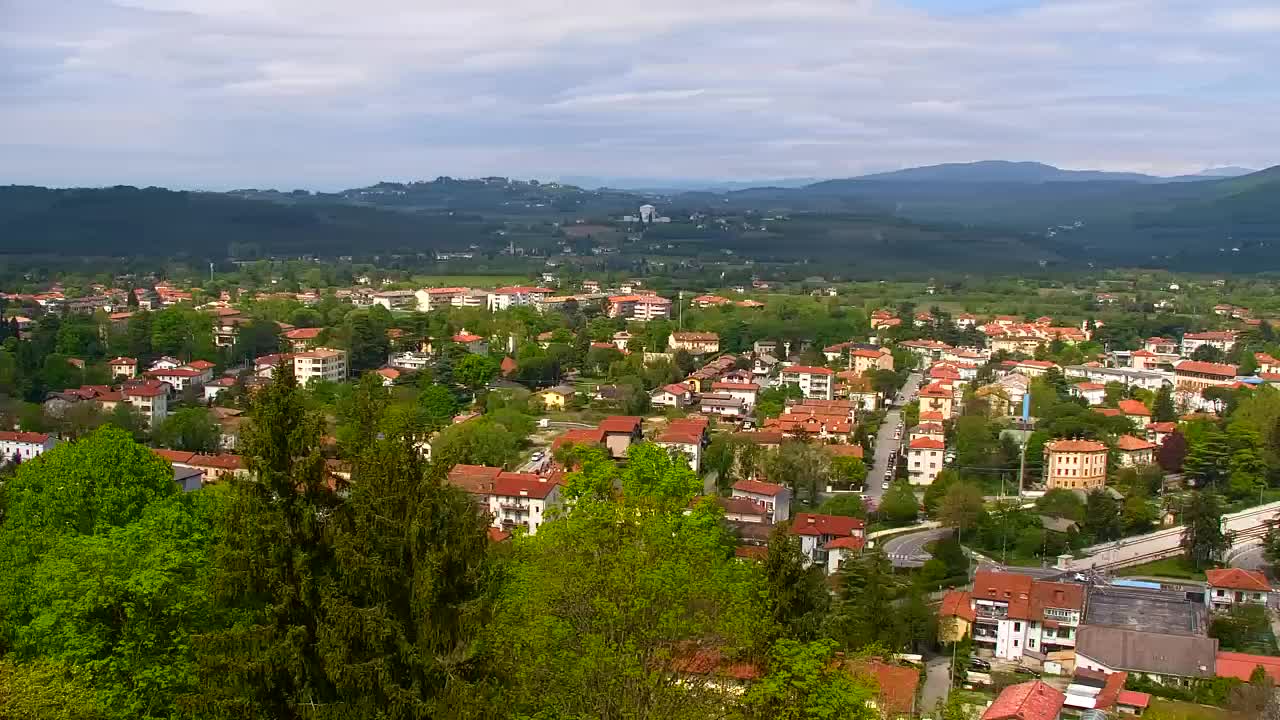 Nova Gorica i Gorica: Prekrasan Pogled iz Franjevačkog Samostana Kostanjevica
