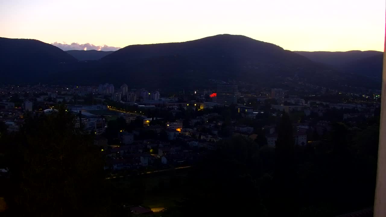 Nova Gorica i Gorica: Prekrasan Pogled iz Franjevačkog Samostana Kostanjevica