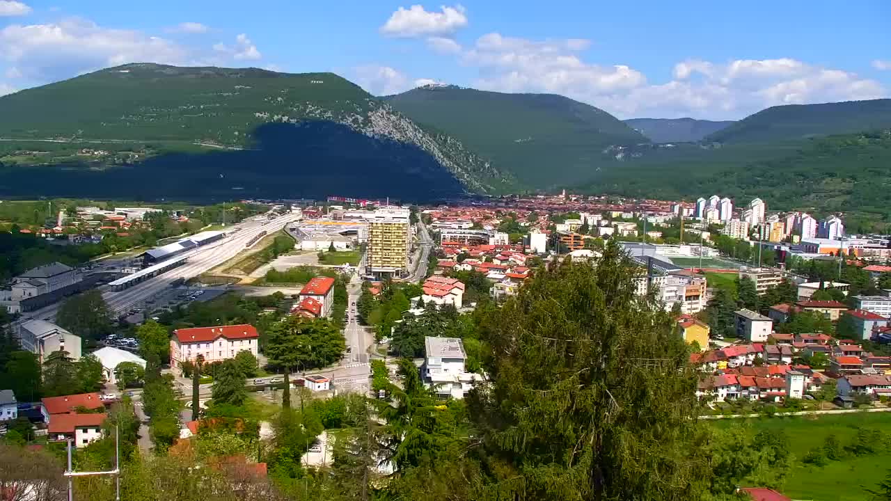 Nova Gorica e Gorizia: Panorama Mozzafiato dal Convento Francescano di Castagnevizza