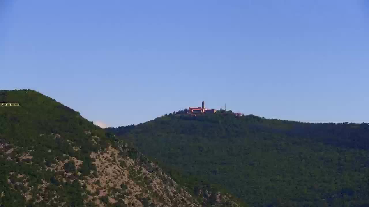 Nova Gorica und Görz: Atemberaubende Aussicht vom Franziskanerkloster Kostanjevica