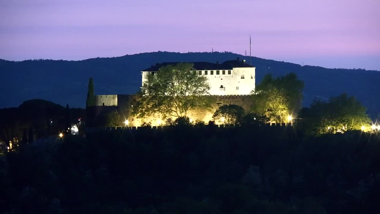 Nova Gorica y Gorizia: Impresionantes Vistas desde el Monasterio Franciscano de Kostanjevica