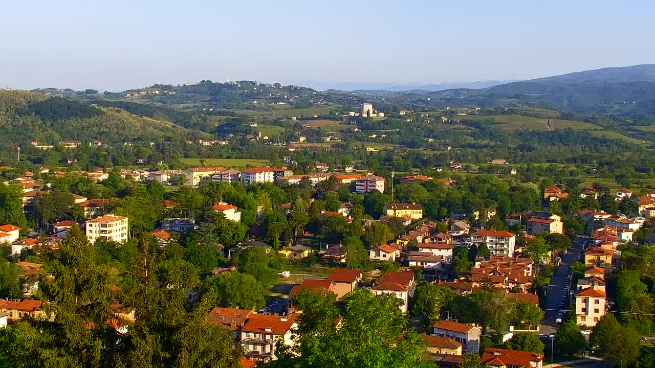 Nova Gorica e Gorizia: Panorama Mozzafiato dal Convento Francescano di Castagnevizza