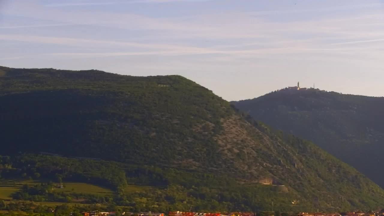 Nova Gorica i Gorica: Prekrasan Pogled iz Franjevačkog Samostana Kostanjevica