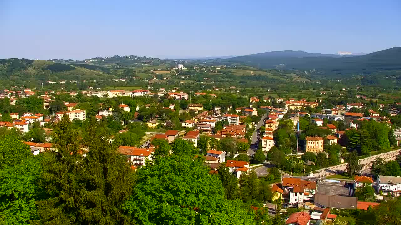 Nova Gorica und Görz: Atemberaubende Aussicht vom Franziskanerkloster Kostanjevica