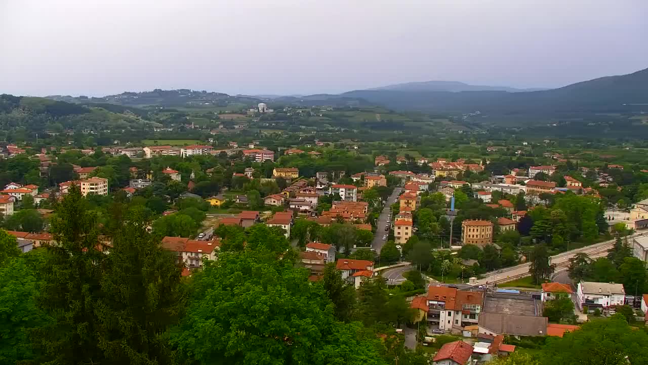 Nova Gorica und Görz: Atemberaubende Aussicht vom Franziskanerkloster Kostanjevica
