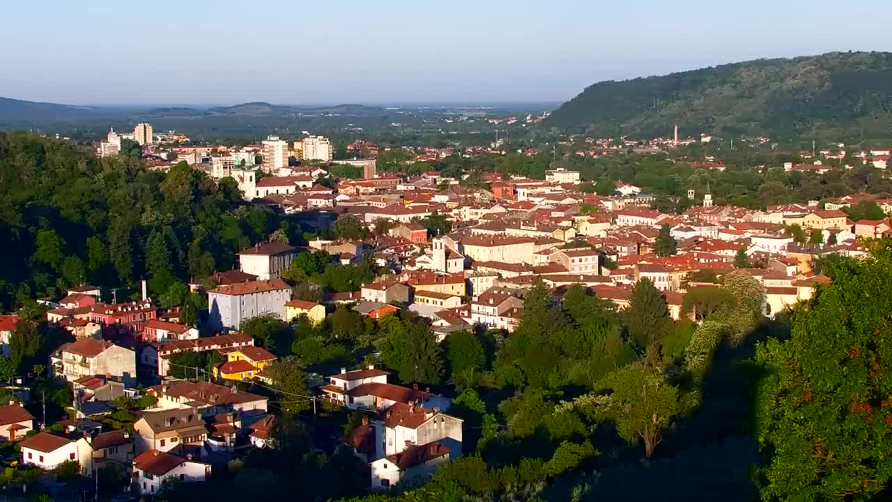 Nova Gorica y Gorizia: Impresionantes Vistas desde el Monasterio Franciscano de Kostanjevica