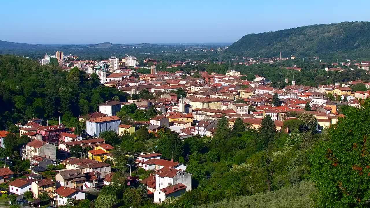 Nova Gorica y Gorizia: Impresionantes Vistas desde el Monasterio Franciscano de Kostanjevica