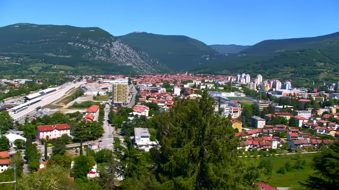 Nova Gorica et Gorizia : Vue Imprenable depuis le Monastère Franciscain de Kostanjevica